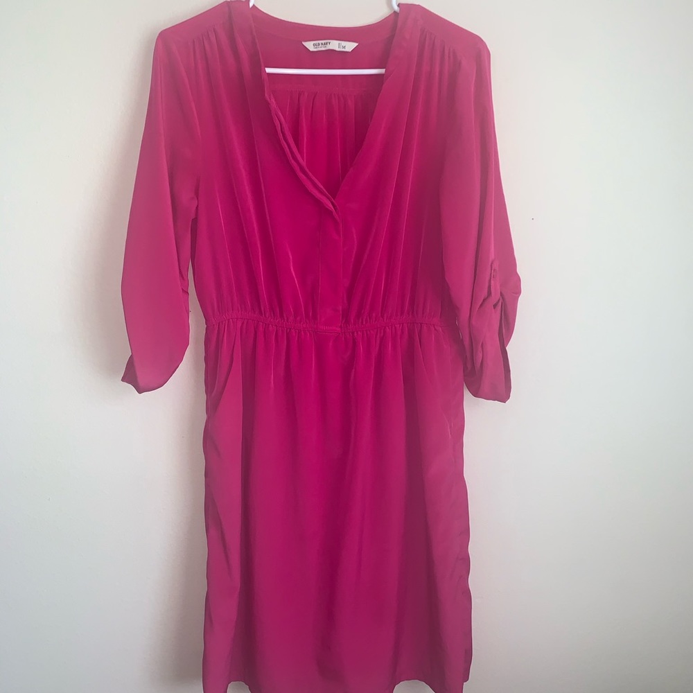 Old Navy Magenta dress with pockets